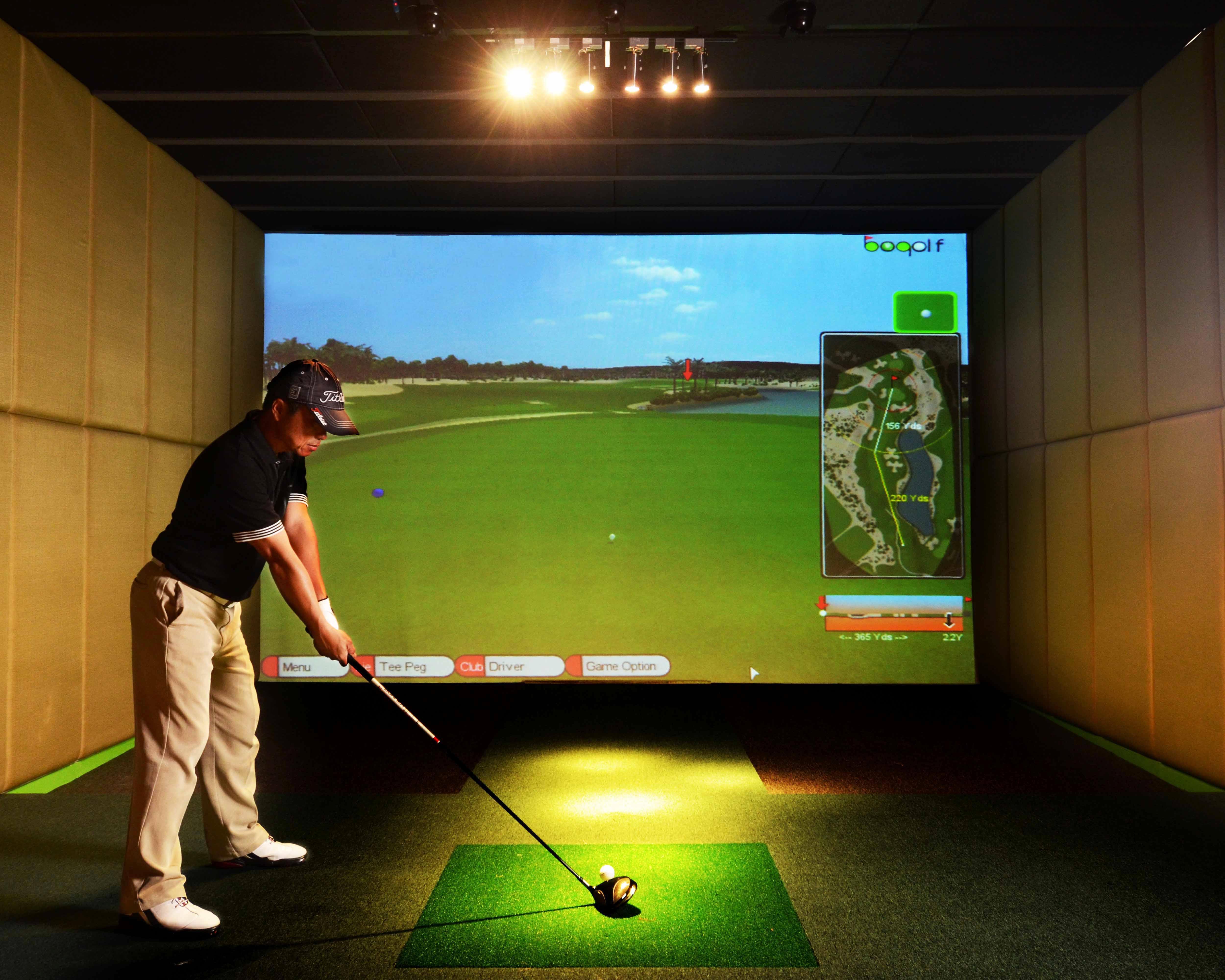 Ksl Hotel & Resort Johor Bahru Exterior photo Golf simulator