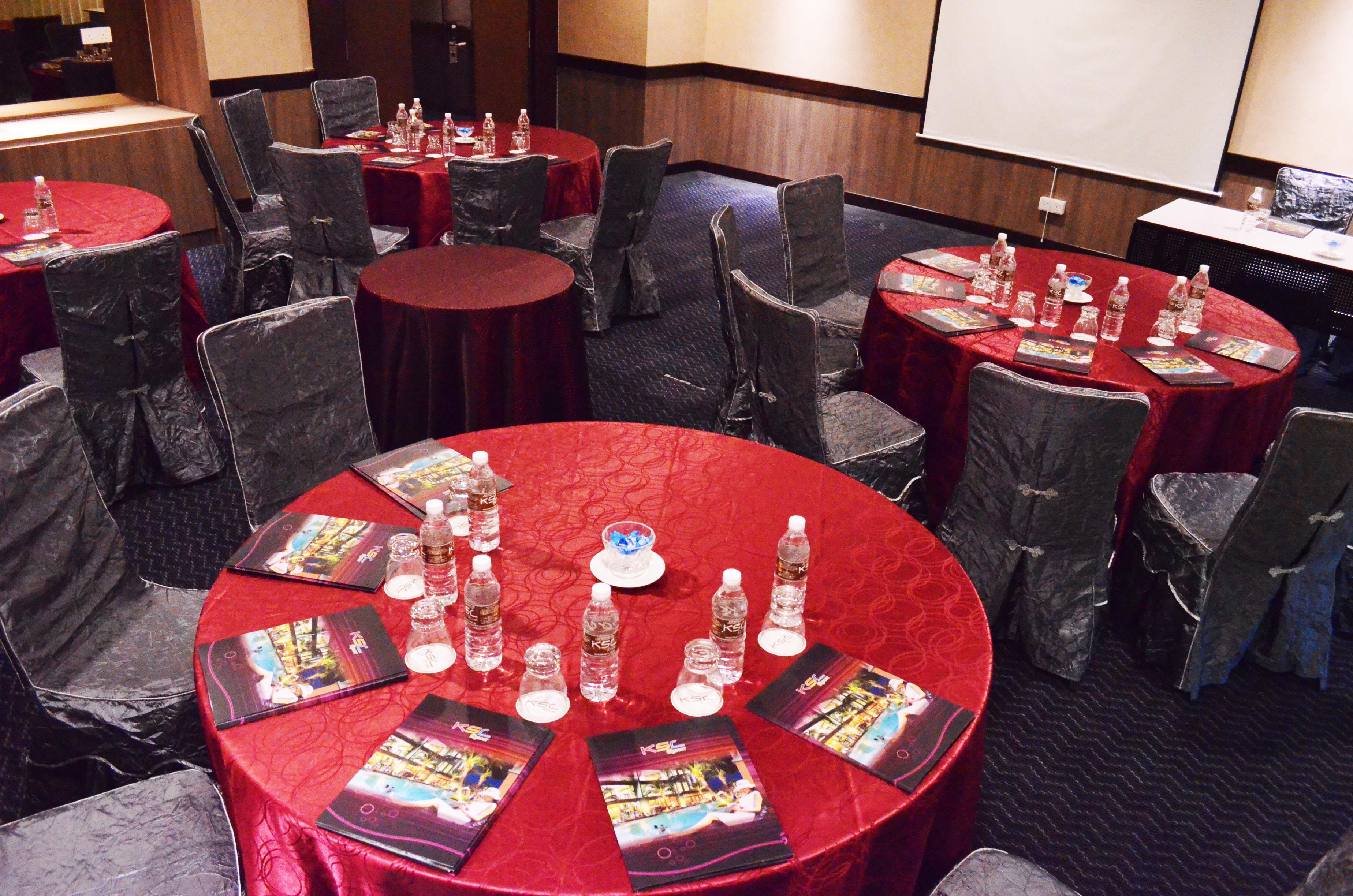 Ksl Hotel & Resort Johor Bahru Exterior photo The conference room at the hotel